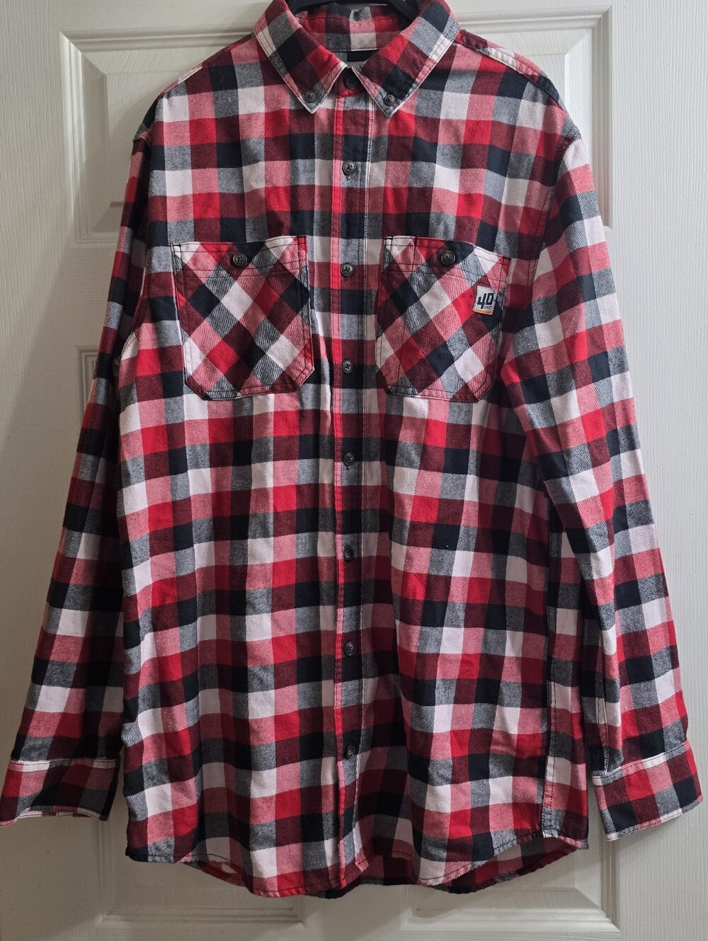 Duluth 40 Grit Men's Red Black White Plaid Button-Down Shirt MTall
